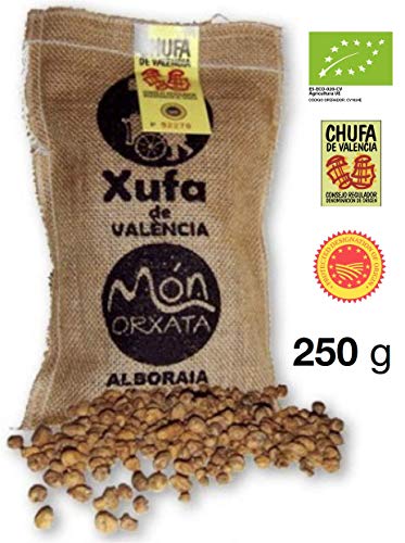 250 g CHUFA ECOLÓGICA MÓN ORXATA. Saco Yute Certificada Bio. Denominación de Origen Valencia. No seleccionada. Ideal para consumo en crudo o para elaboración de horchata. Conservar a menos de 15º.