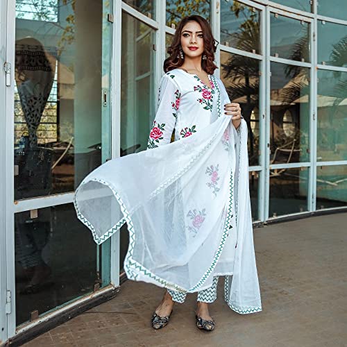 Image of KLOSIA Women Pure Cotton Printed Straight Kurta with Pant & Dupatta Set