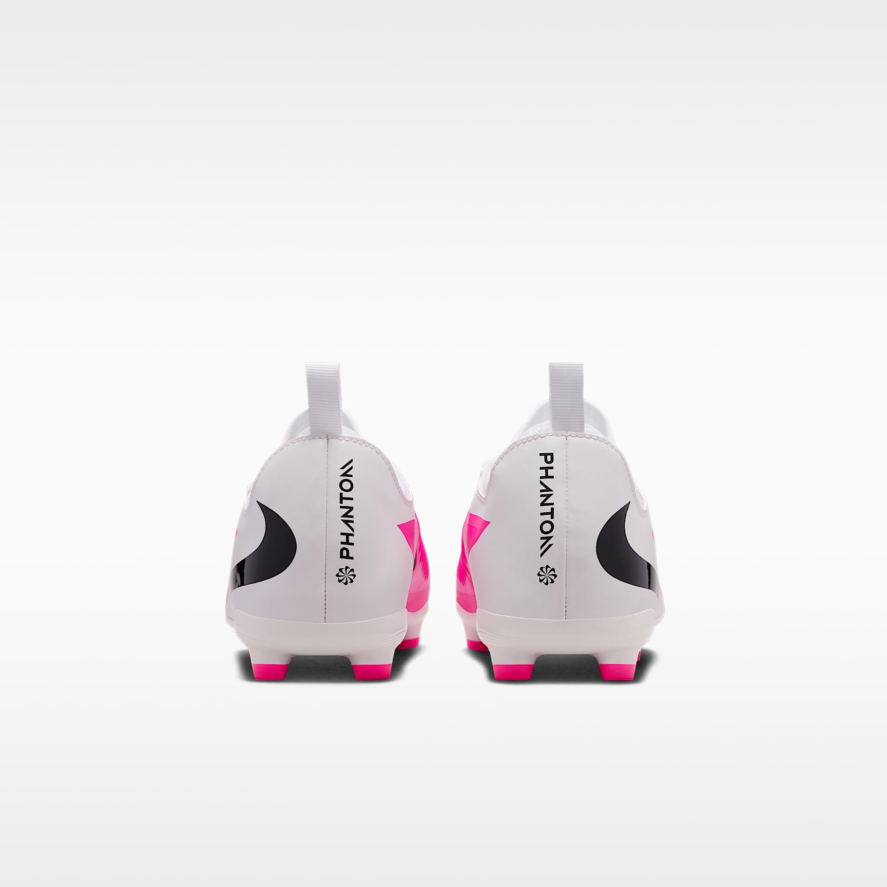 Nike Unisex Jr Phantom 6 Low Acad Fg/Mg TSneaker