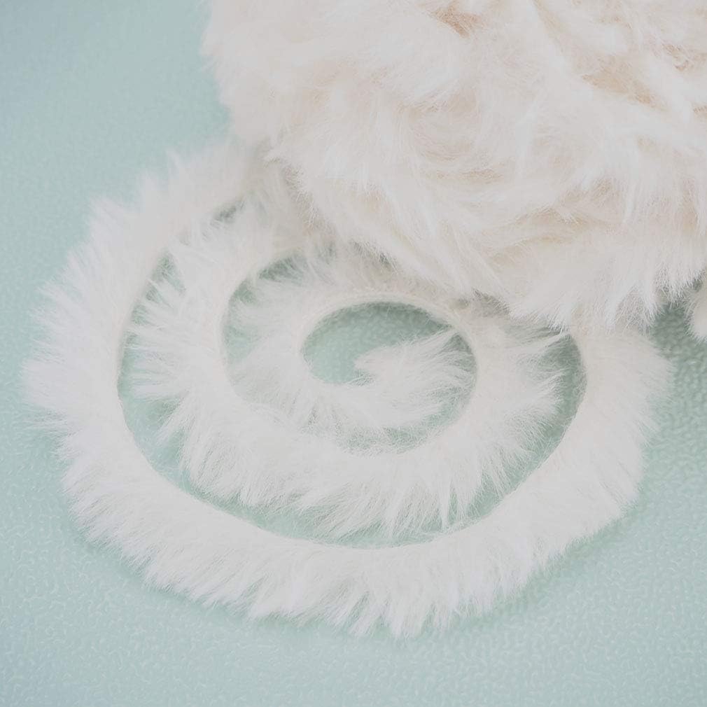 NICEEC Faux Fur Yarn Super Soft, Chunky & Fluffy, Eyelash Yarn for Crochet & Knitting(Total Length 210yds/10.6oz) - Cream White/300g