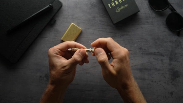 Encendedor Perpetuo Throne Vintage Recargable miniatura 7