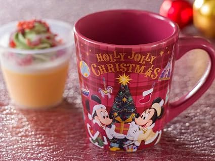 Amazon Co Jp ミッキー フレンズ Holly Jolly Christmas スーベニアカップ 東京ディズニーリゾート限定 ディズニークリスマス22 ディズニーグッズ お土産 ホーム キッチン