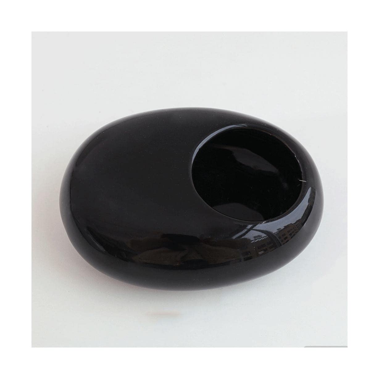 Cendrier en céramique de prestige pour cigares, design noir raffiné