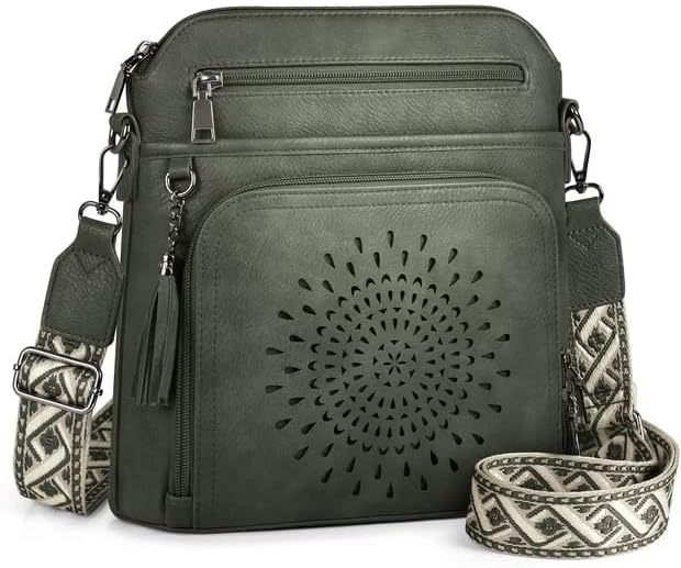 Crossbody bag for travel