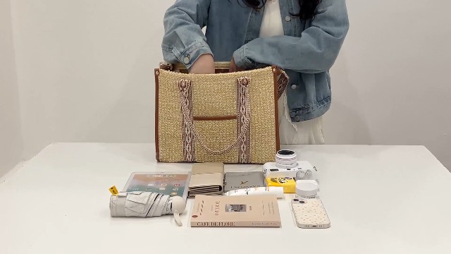 Bolso tote de playa trenzado para mujer en verano miniatura 7