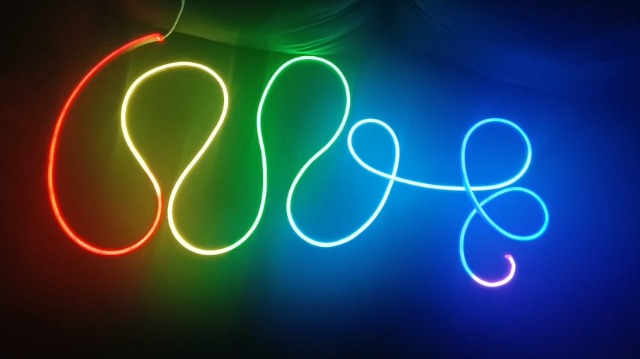 Striscia LED Neon RGBIC 5m Con 480 LED, Effetto Arcobaleno, IP67 Impermeabile, Compatibile Alexa, Google Home Per TV Cucina Camera Da Letto
