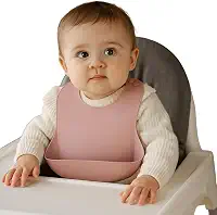 Babador Infantil de Silicone Ajustável com Coletor de Migalhas - Macio e Confortável