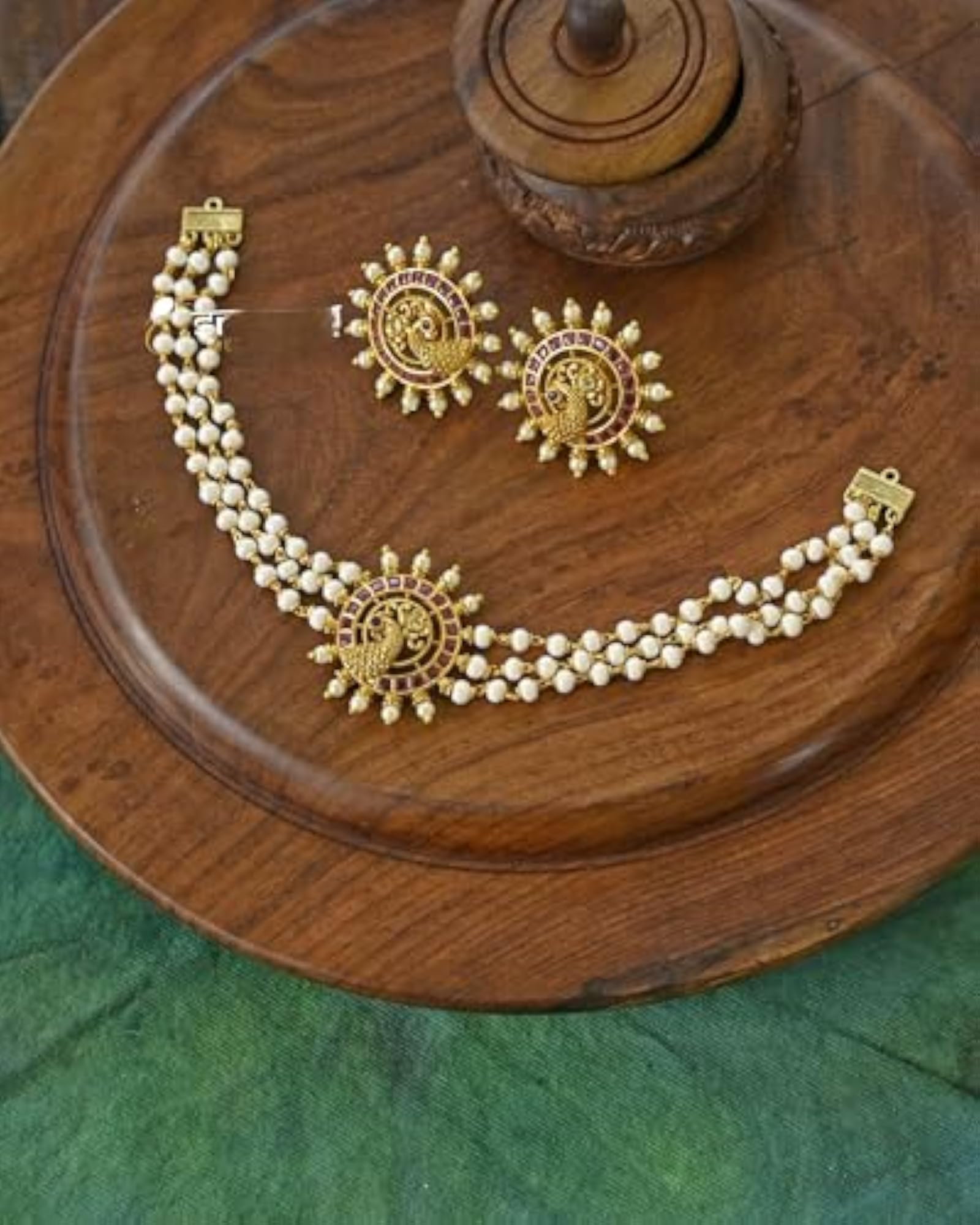 Antique Gold Plated Temple Jewellery Necklace Set