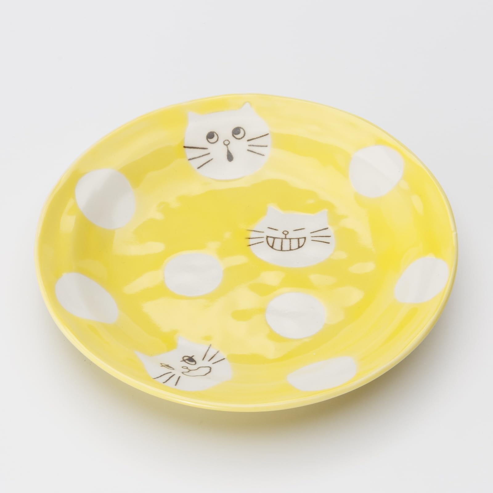 猫のイラスト付き黄色の皿 Amazon.co.jp: 美濃焼 皿 取り皿 5枚セット 直径約16cm 電子レンジ 食