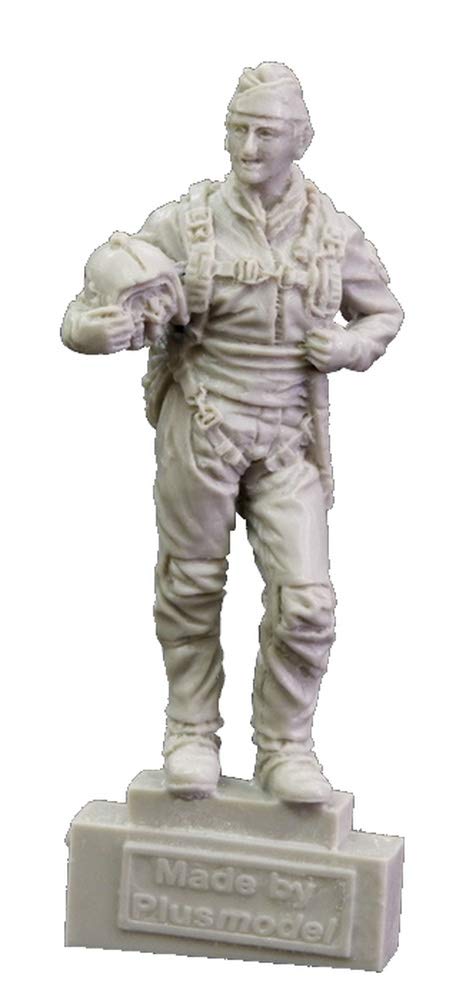 AL4094Plus Model: Pilot F-104 Starfighter in 1:48, White