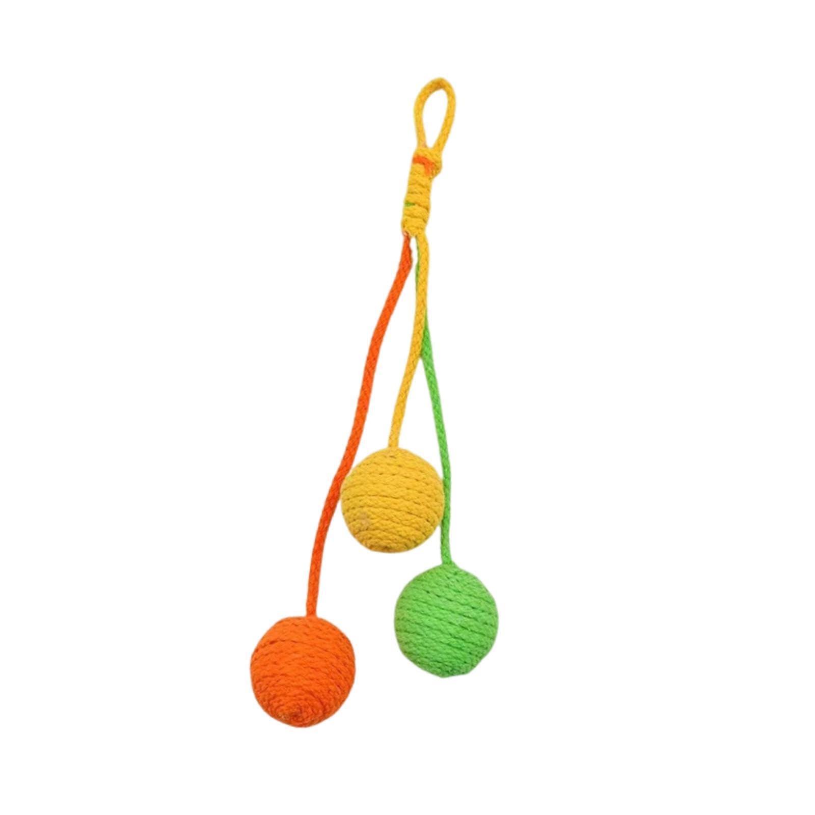 Pelota de sisal para gato ideal para mantener activos a los felinos de casa