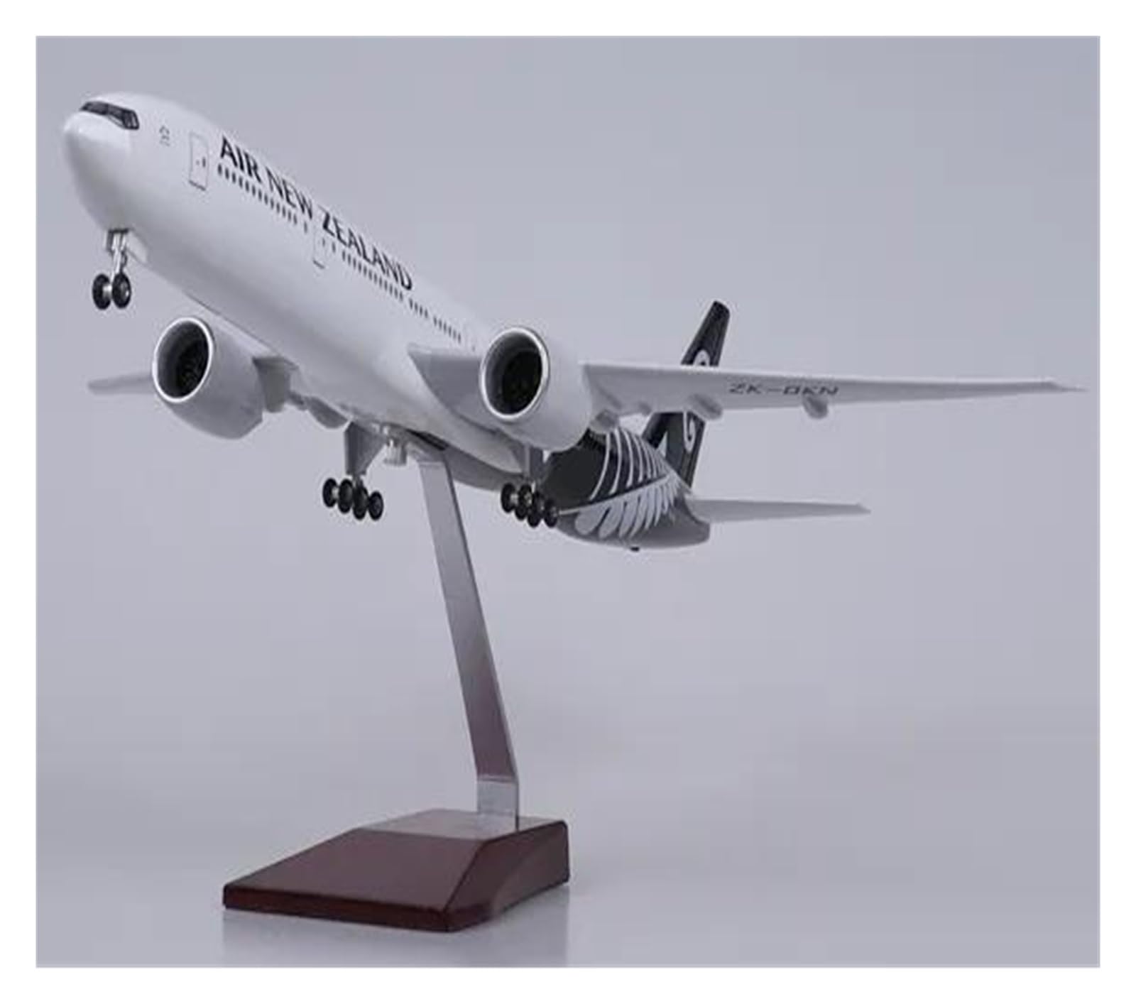 Amazon | 飛行機 模型 完成品 1 150 スライドニュージーランド