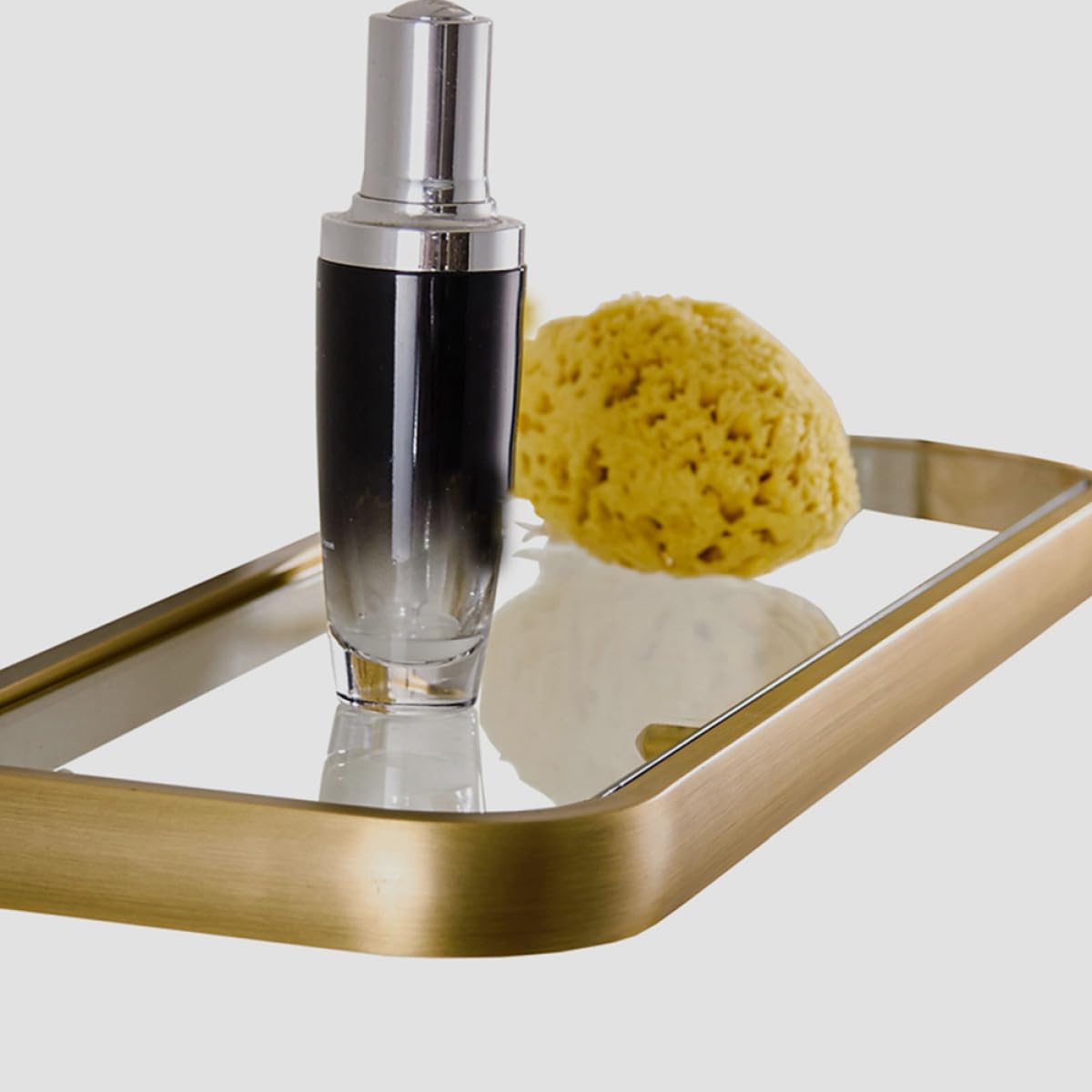 DOITOOL Estante de Pared para Baño de Latón Antiguo 50 Cm Superficie de Vidrio Estante de Almacenamiento para Ducha y Champú para Organizar Productos de Higiene