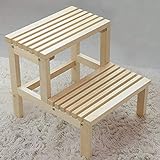 la Escalera plegable se pliega para un fácil almacenamiento.