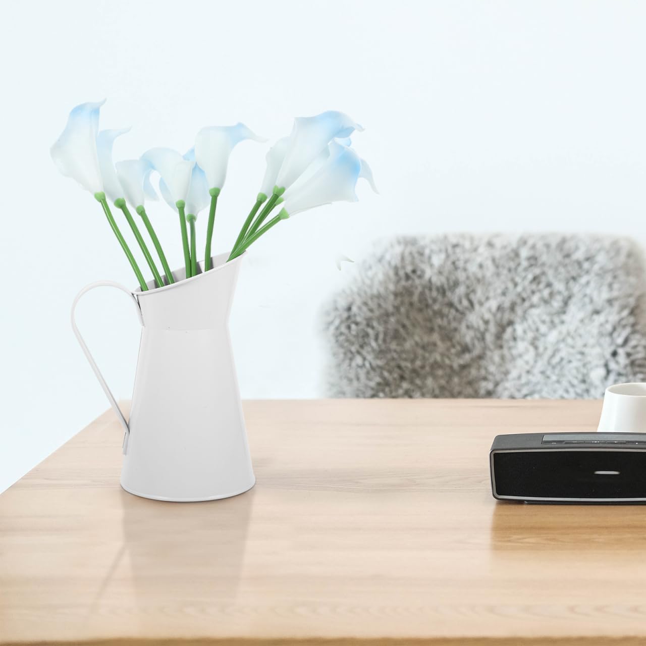 Cabilock Rustic White Iron Flower Bucket, Vintage Milk Jug Vase, Decorative Metal Pitcher for Home and Garden, 7.87 X 6.22 X 3.85 Inches - Image 5