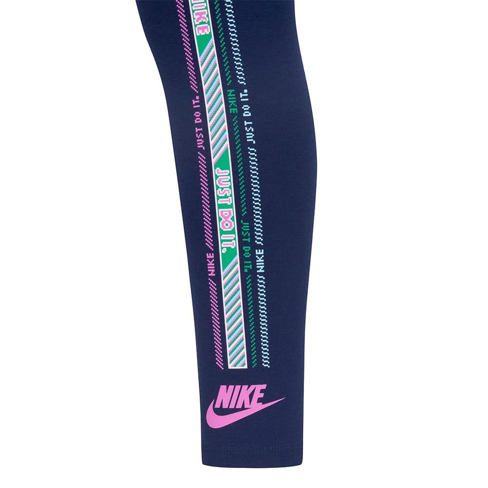 Nike 36m003 Happy Camper Set 3-4 Years