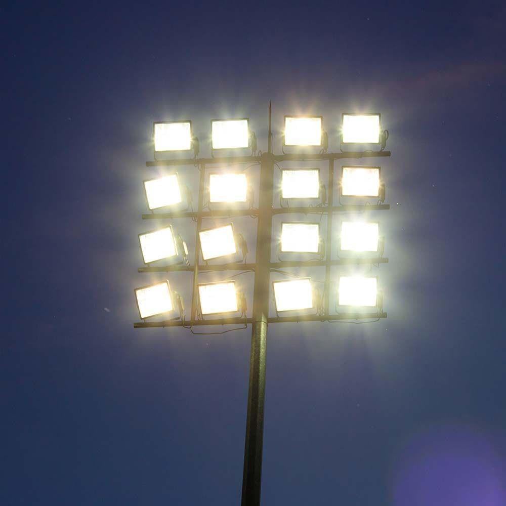 V-TAC Faro LED – alloggiamento nero – Samsung – IP65 – vetro nero + grigio – 200 Watt – 17540 lumen – 6500 K – 5 anni