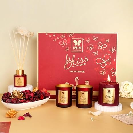 Iris Bliss Velvet Musk Fragrance Giftset with Reed Diffuser,Votive Candles,Potpourri & Pillar Candle