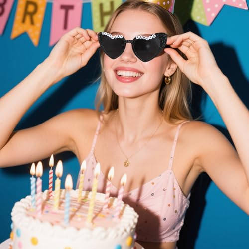 Jaciya Heart-Shaped Sunglasses for Women Birthday Baddie Glasses4