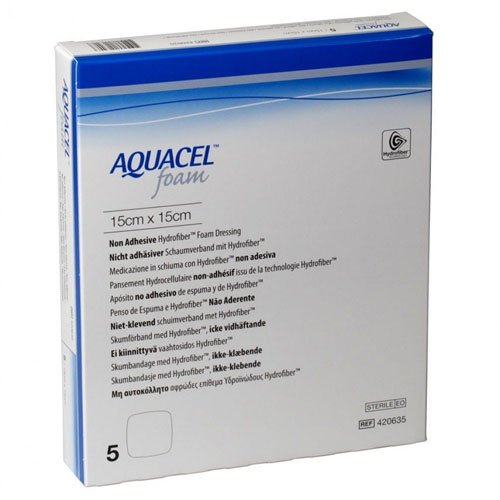Aquacel Ag Medicazione Quadrata In Schiuma Non Adesiva, 15 X 15 Cm