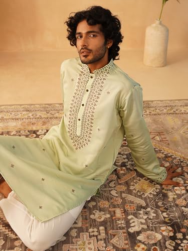Image of Jompers Men's Pista Sequin Embroidered Kurtas (Pista, M)