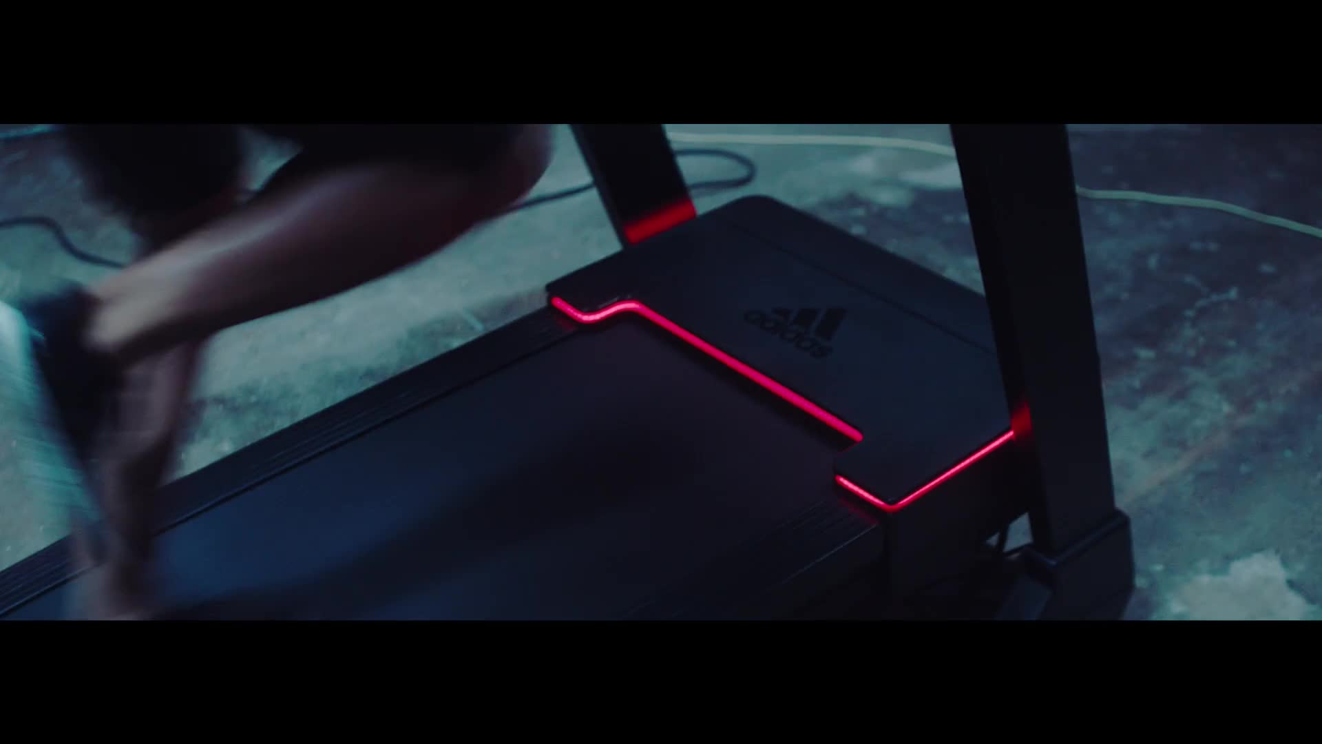 Amazon | アディダス(adidas) ランニングマシーン ブラック ト 