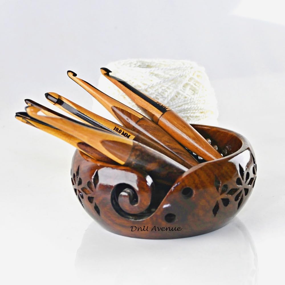 Häkelnadel Set aus Holz (7 Stück mit Schüssel) – Ergonomische Häkelnadeln aus Palisander, Größen 4 mm – 10 mm by DnU Avenue