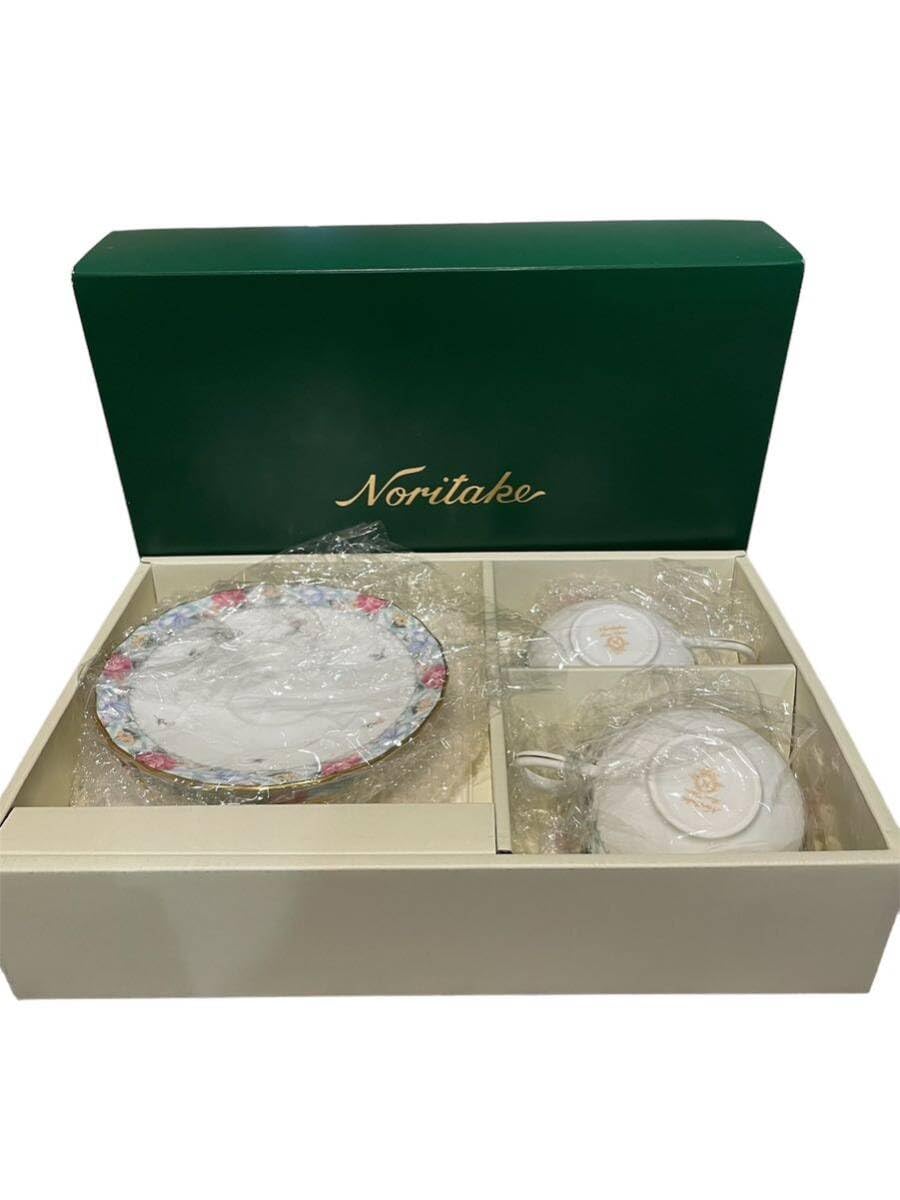 新品 ウエディングモール noriteke weddingmall ノリタケ Amazon | ウエディングモール カップ＆ソーサー ペア 花柄 金彩