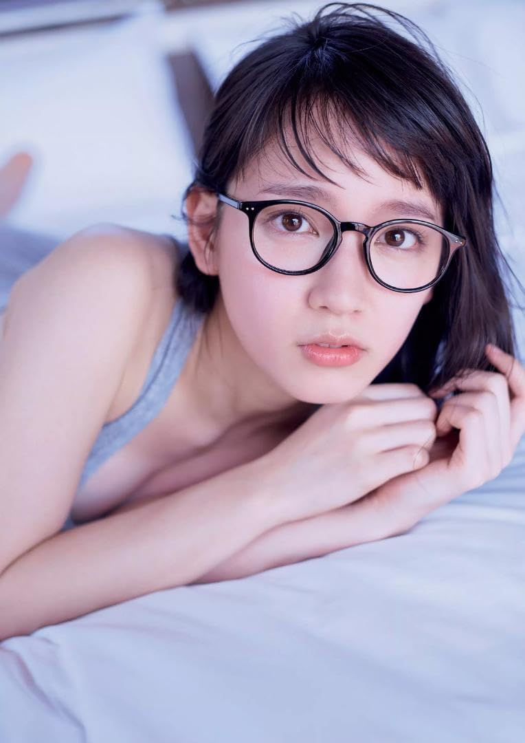 Amazon.co.jp: 吉岡里帆31-45 グラビア L判写真 レア 15枚まとめ