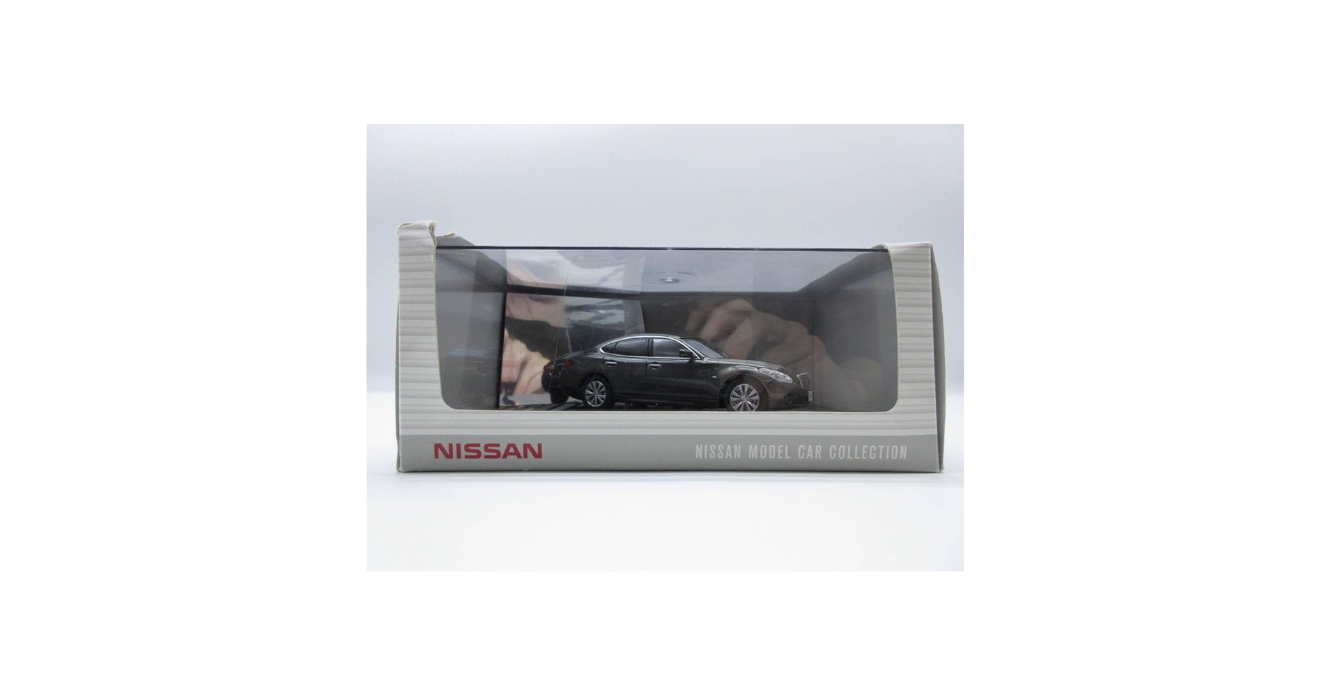 日産モデルカーコレクション Y51フーガ FUGA 1/43 Amazon | 1/43 日産 フーガ NISSAN FUGA Y51 ディーラー特注