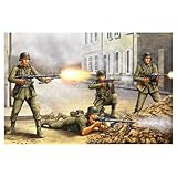 ホビーボス 1/35 ファイティングヴィークルシリーズ ドイツ軍 歩兵セット 集中砲火 プラモデル 84416 成型色