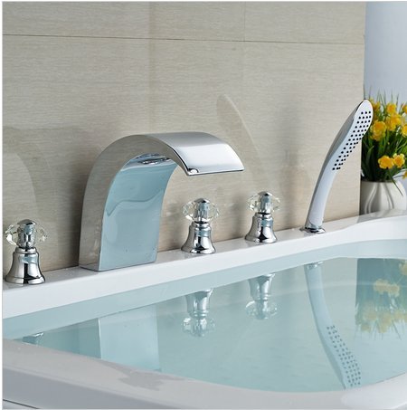 Robinet de salle de bain moderne GOWE fini les éclaboussures avec le cristal