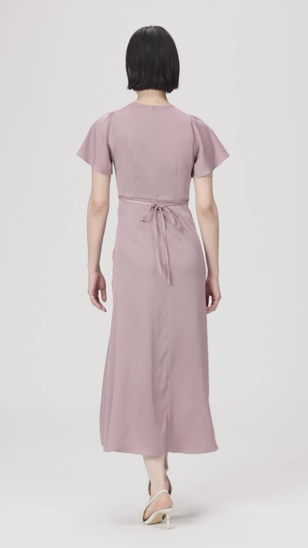 Amazon.co.jp: [フレイ アイディー] フローサテンナローギャザーワンピ