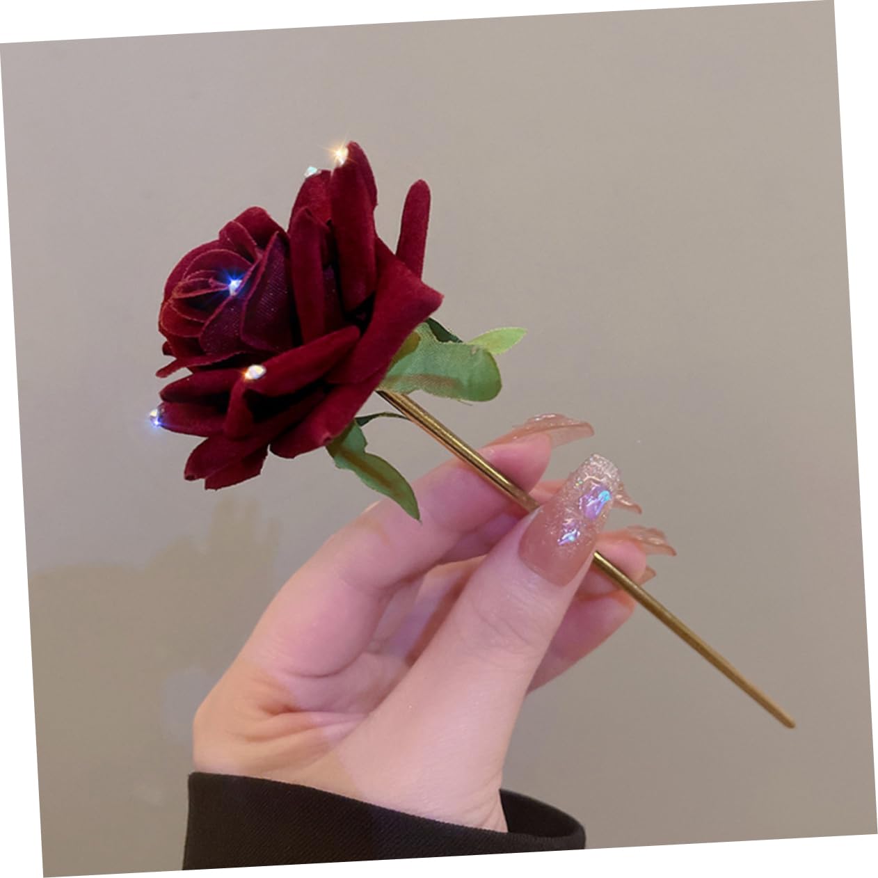 MAGICLULU Pinces à Cheveux de Luxe en Strass avec Rose Rouge pour Femmes Épingle à Cheveux de Style Chinois pour Coiffures Formelles Et Décontractées
