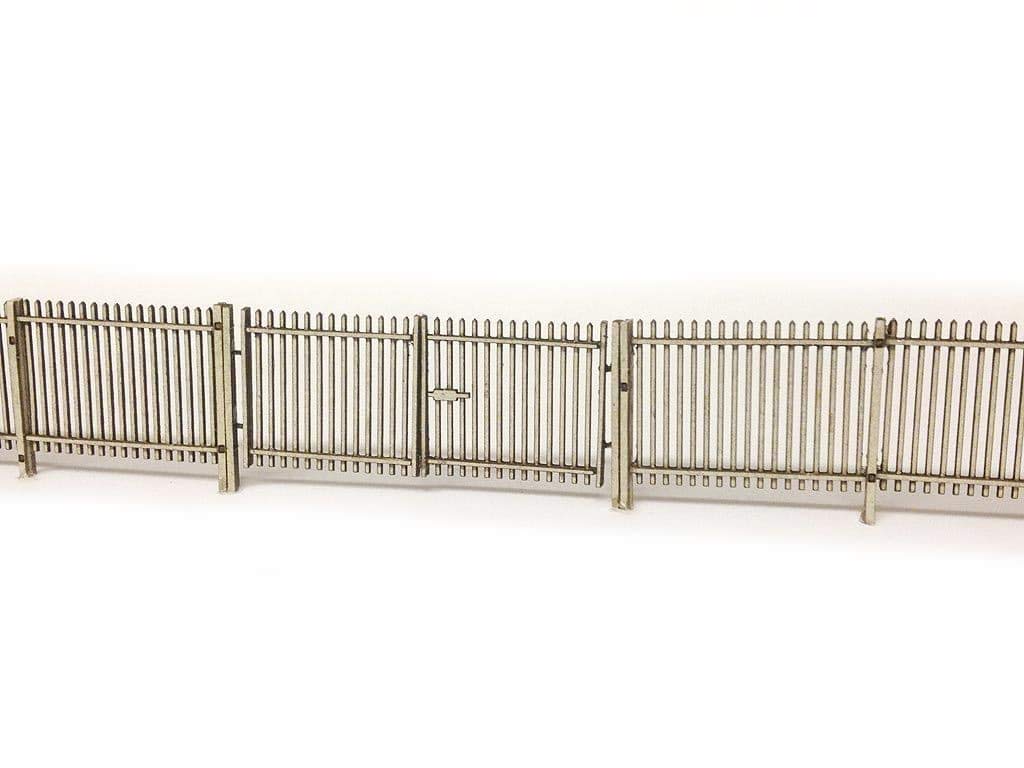Scale Model Scenery LX017-OO Laser Cut 2m Palisade Security Fencing & Gates For OO Scale Model Railway Layouts & 1:76 Diecast Dioramas