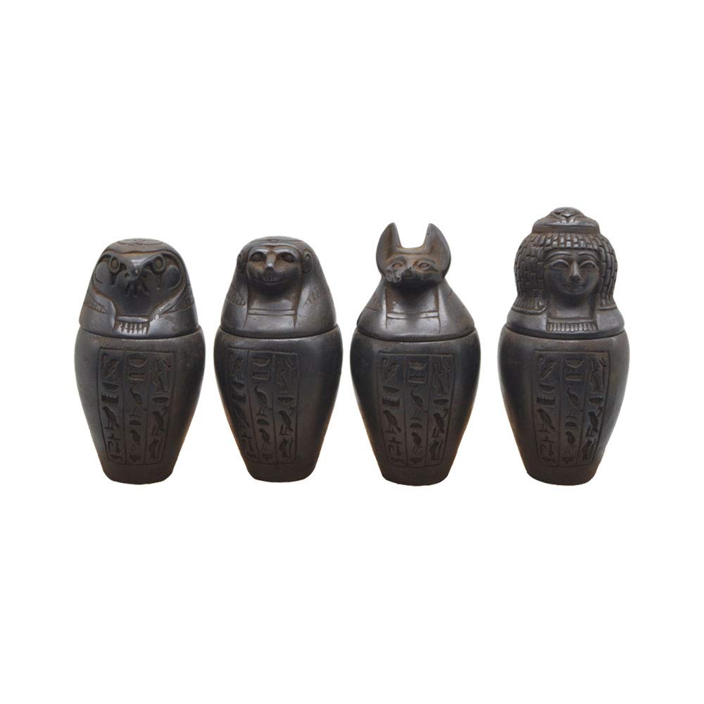 Verres à canopes marron en pierre pour une table d'hôte au charme antique
