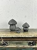 LANGLEBIGE MATERIALIEN: Die Steinskulptur wird aus einer besonderen Mischung von feinem Sand und Zement kreiert. Die langlebige und wetterfeste Stein-Statue widersteht Regen, Sonne und Frost, perfekt geeignet für den Außenbereich und als wetterfeste Gartendekoration