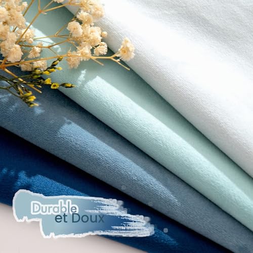 Housses de coussin en velours 45x45 cm pour décorer un canapé de salon bleu