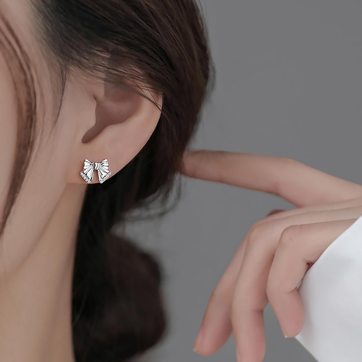 SLUYNZ Solid 925 Sterling Silver CZ Bow Post Earrings Studs for Women Teens Cute Bowknot Stud Earrings