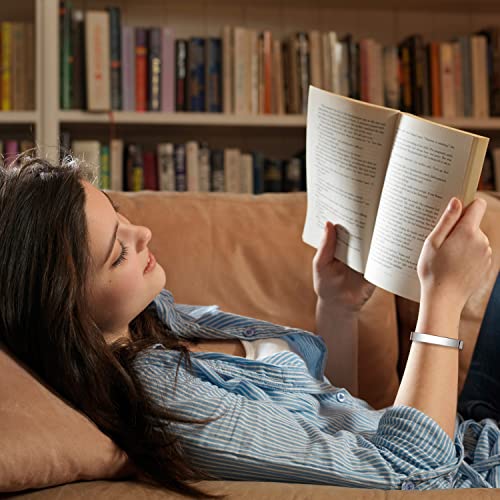 Aryahozel Small Gifts For Women Mothers Day Be Strong Inspirational Bracelet For Teen Girls Mantra Quote Engraved Cuff Jewerly Birthday Christmas Daughter Sister Niece Best Friends 13 Year Old #TOP5