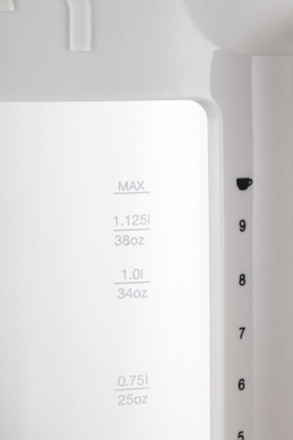 Water level markings inside Bodum Bistro Electric Kettle
