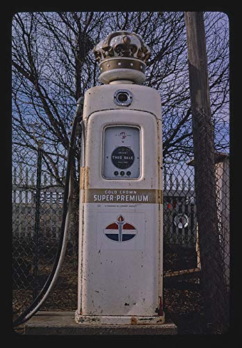 HistoricalFindings Photo: Amoco Gold Crown Gas Pump,Brooklyn,Iowa