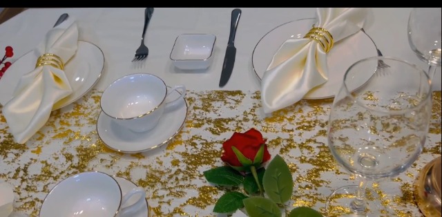 Gold Table Runners 11 Inch X 100 Feet Inches