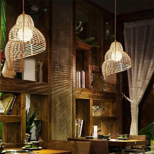 Lustre rotin contre l'ambiance froide d'un grand salon moderne