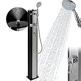 Schließen Sie die Solardusche einfach an einen handelsüblichen Gartenschlauch an und befüllen Sie den 20-Liter Tank in kürzester Zeit