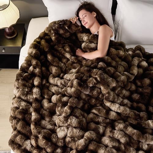 Luxury 1000GSM Faux Rabbit Fur Throw Blanket, Super Heavy Warm Co...