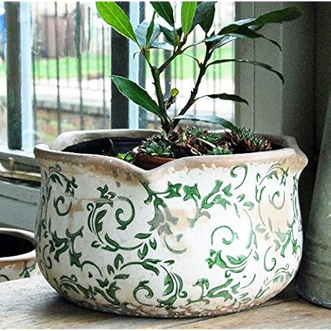 Bluebell Yard Green floral pottery Hampton round scallop edge planter Cover
