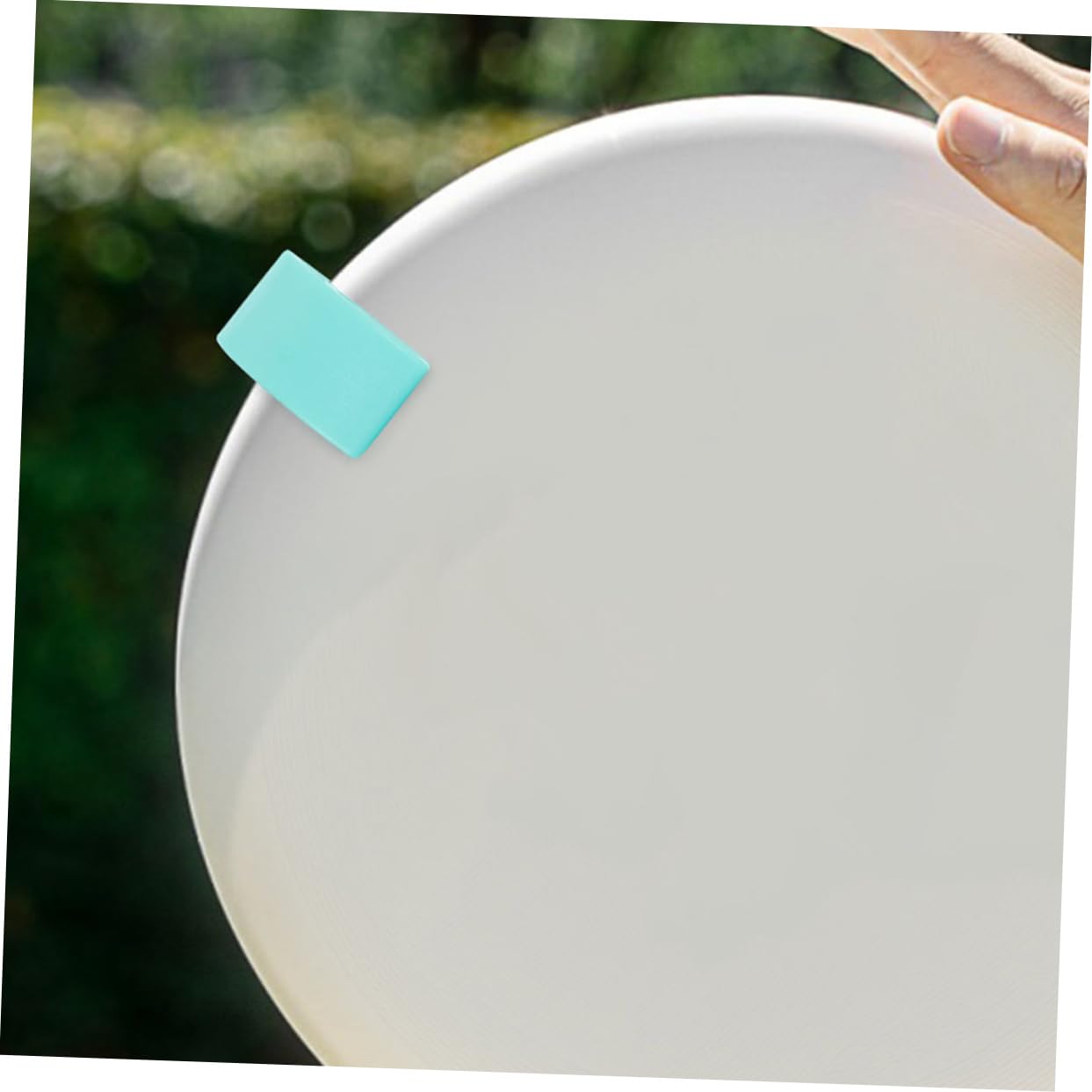 KOMBIUDA Disc Pad Holder 2pcs Disc Flying Clip Holder Flying Disc Buckle Portable Holder for Boys and Girls Outdoor Sports Toys Accessories Sport Disc