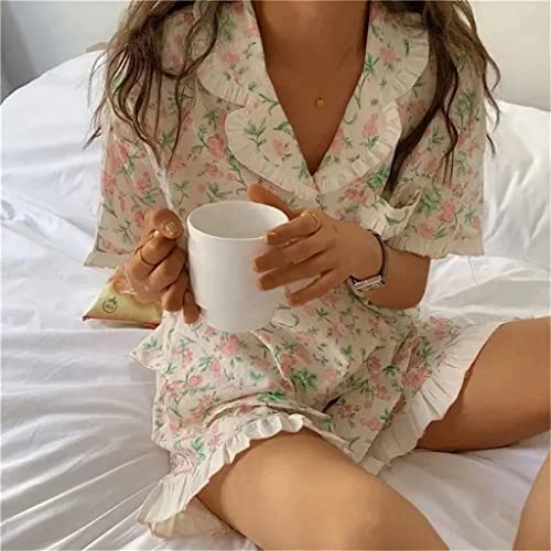Pyjama floral léger pour des matinées cocooning et des nuits douces à la maison