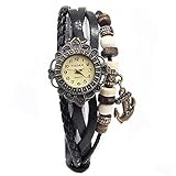 Diese Uhr erhalten Sie exklusiv bei uns. Sie können es zu jedem Anlass tragen und mit alle Kleidungsstielen kombinieren. Hervorragend für modebewusste Menschen, die einen Lederarmband mit einer Uhr kombinieren möchten.